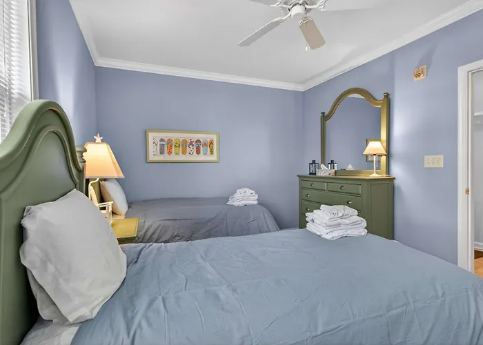 6 Sunset Island Drive -