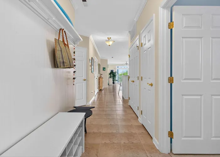 6 Sunset Island Drive -